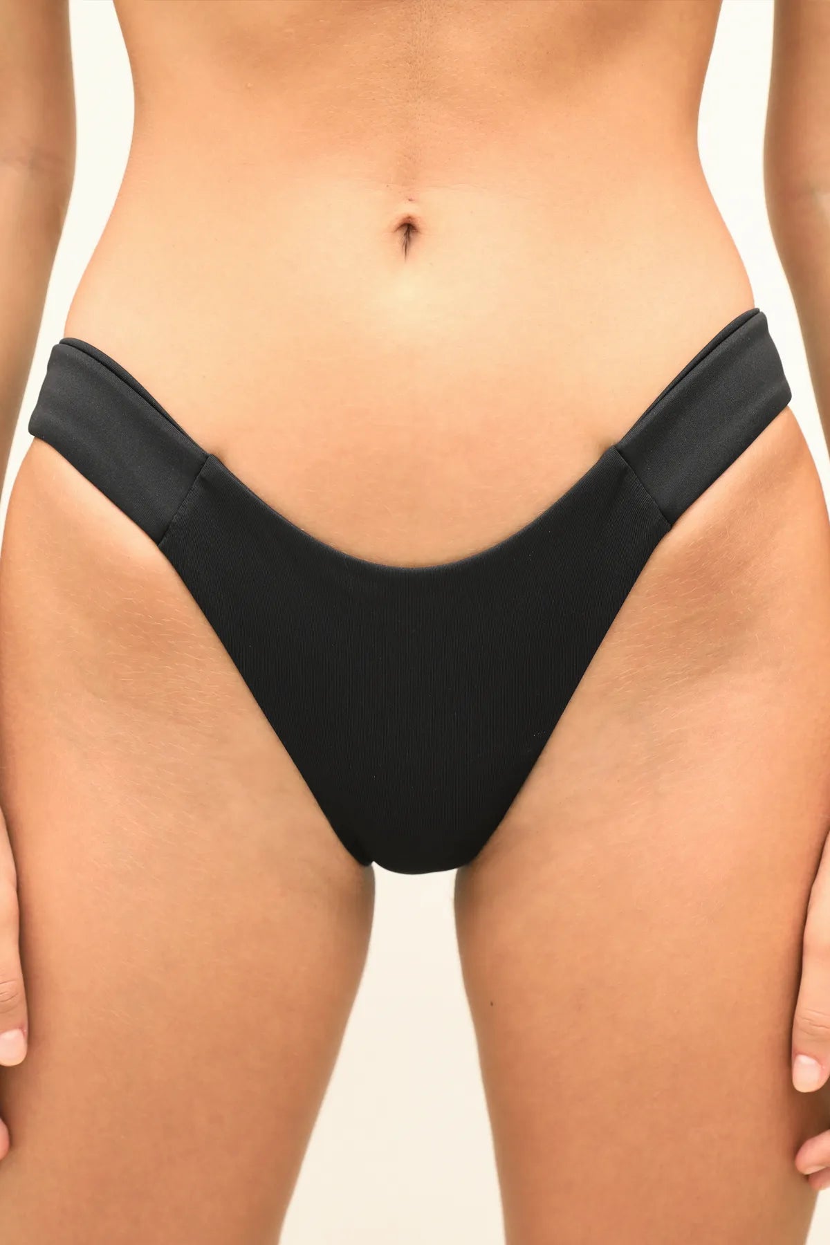 Desire Bottoms Bikini Bottoms THAIKILA SWIM