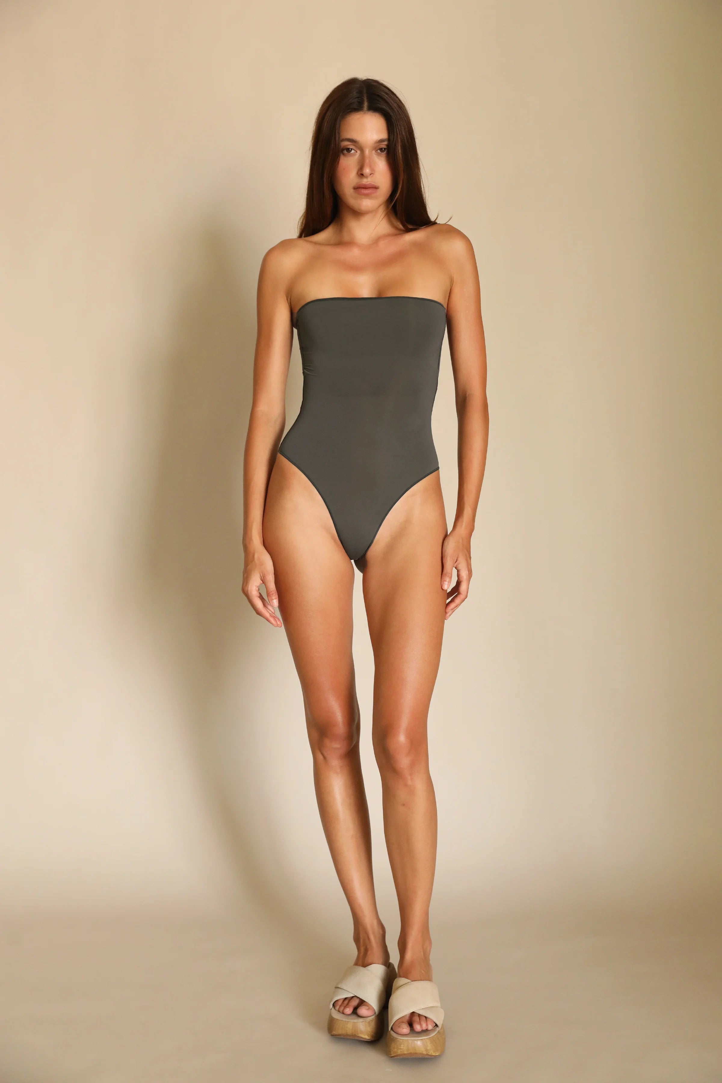 swimwear-resortwear-one piece swimwear